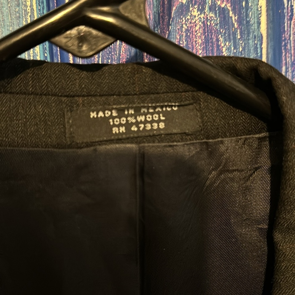 Suit Jacket - Picture 3 of 8